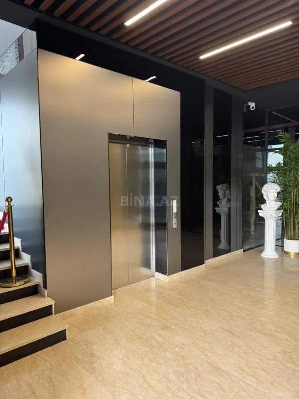 Kirayə verilir 5 otaqlı ofis 110 m²