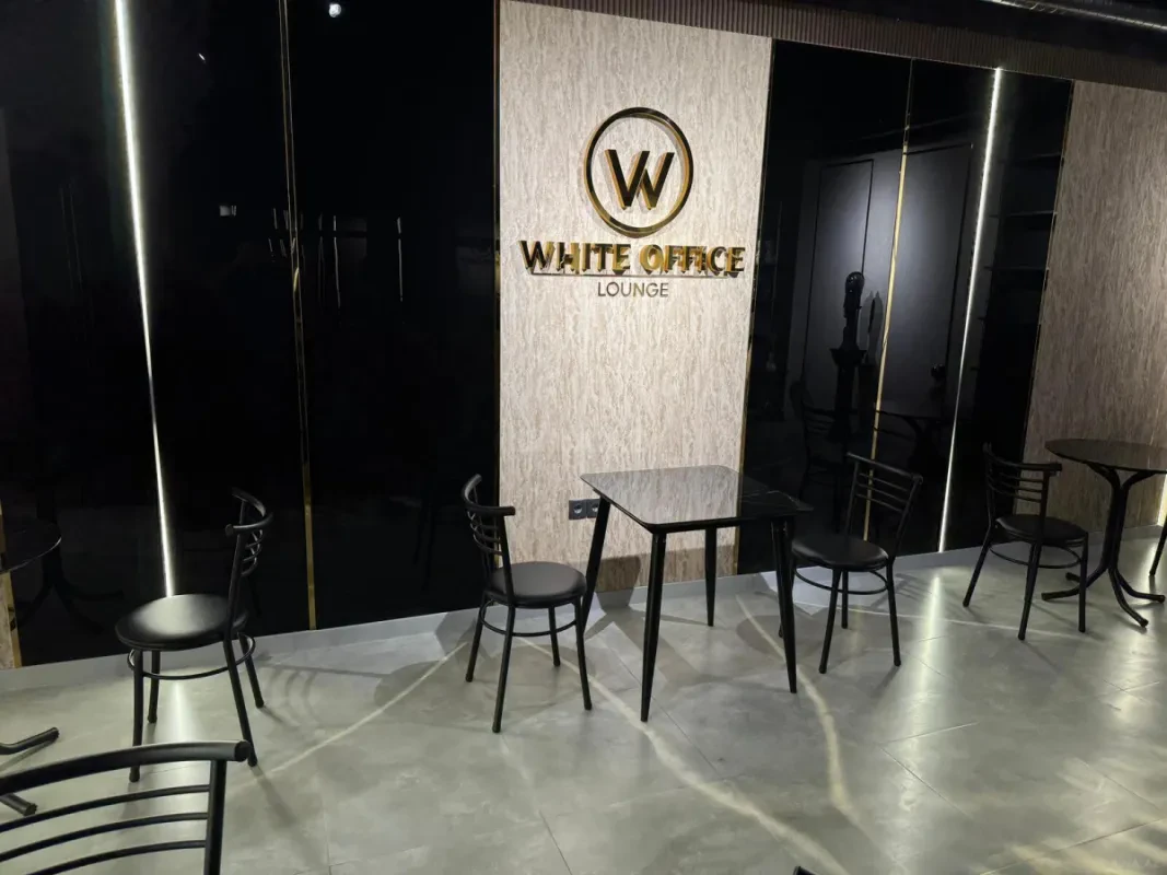 Kirayə verilir 5 otaqlı ofis 110 m²