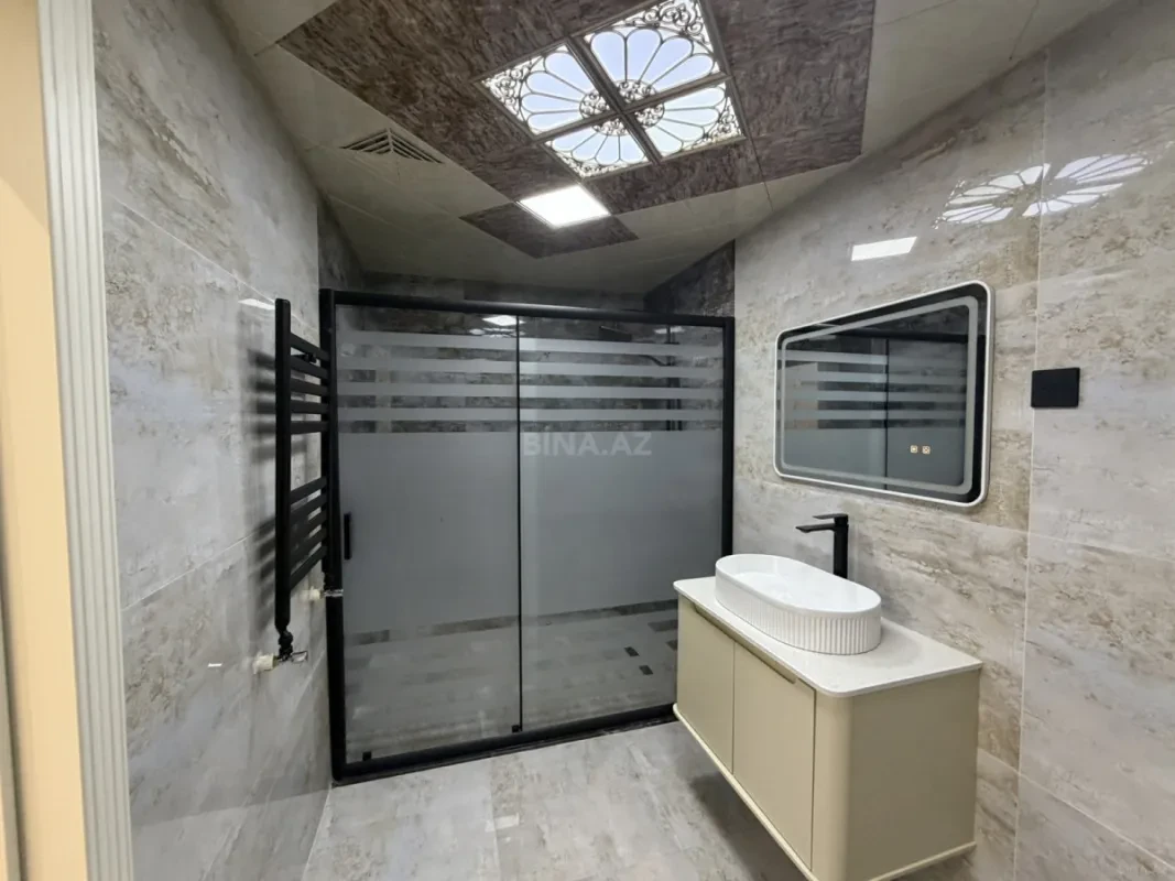 Satılır 3 otaqlı mənzil 105 m²
