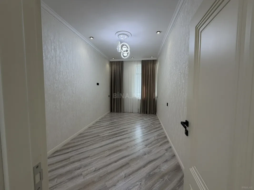 Satılır 3 otaqlı mənzil 105 m²