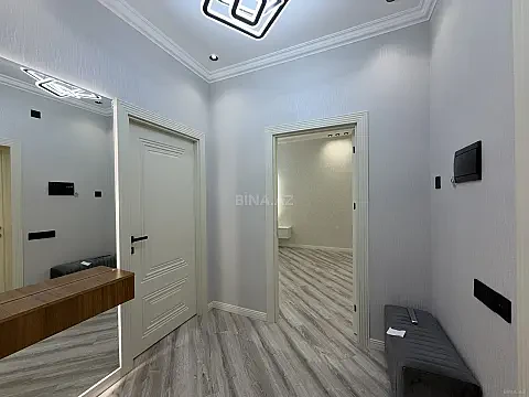 Satılır 3 otaqlı mənzil 105 m²