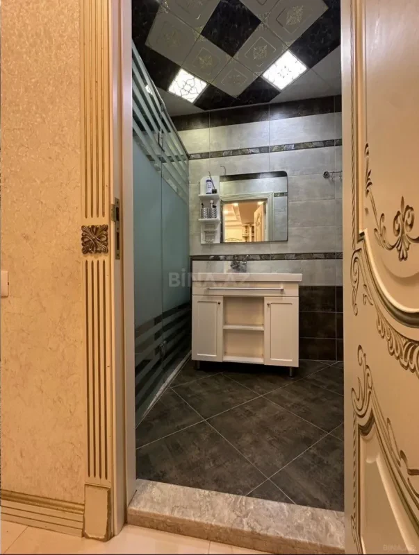 Satılır 3 otaqlı mənzil 100 m²