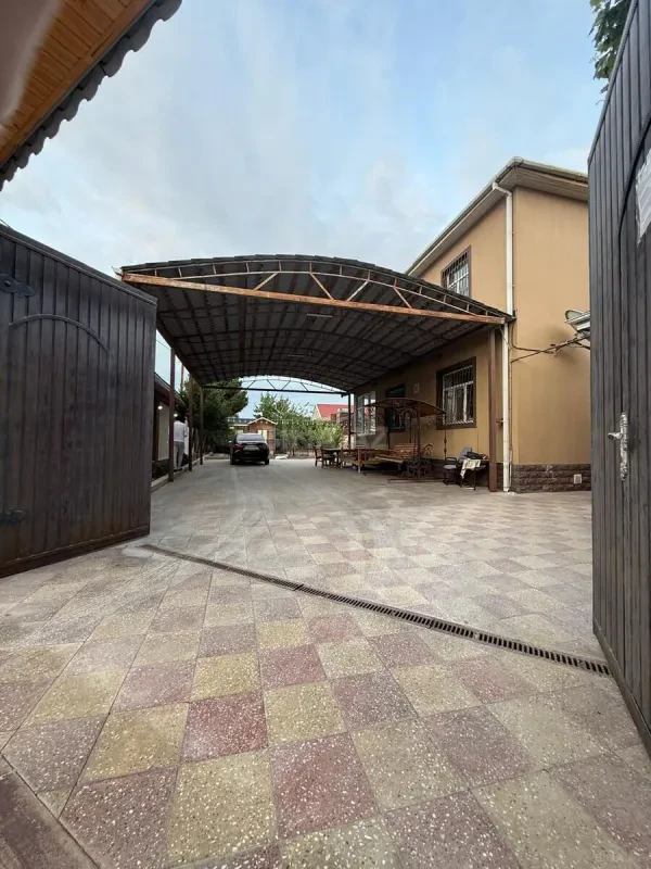 Satılır 4 otaqlı həyət evi 117 m²