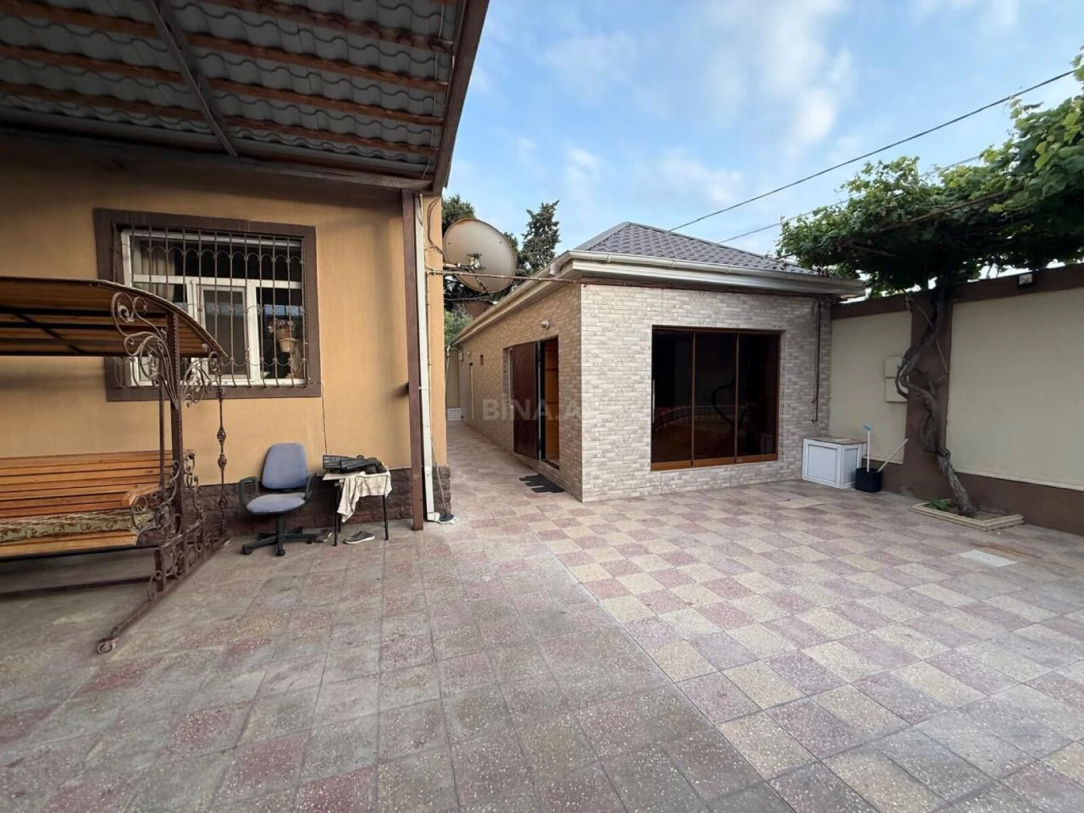 Satılır 4 otaqlı həyət evi 117 m²