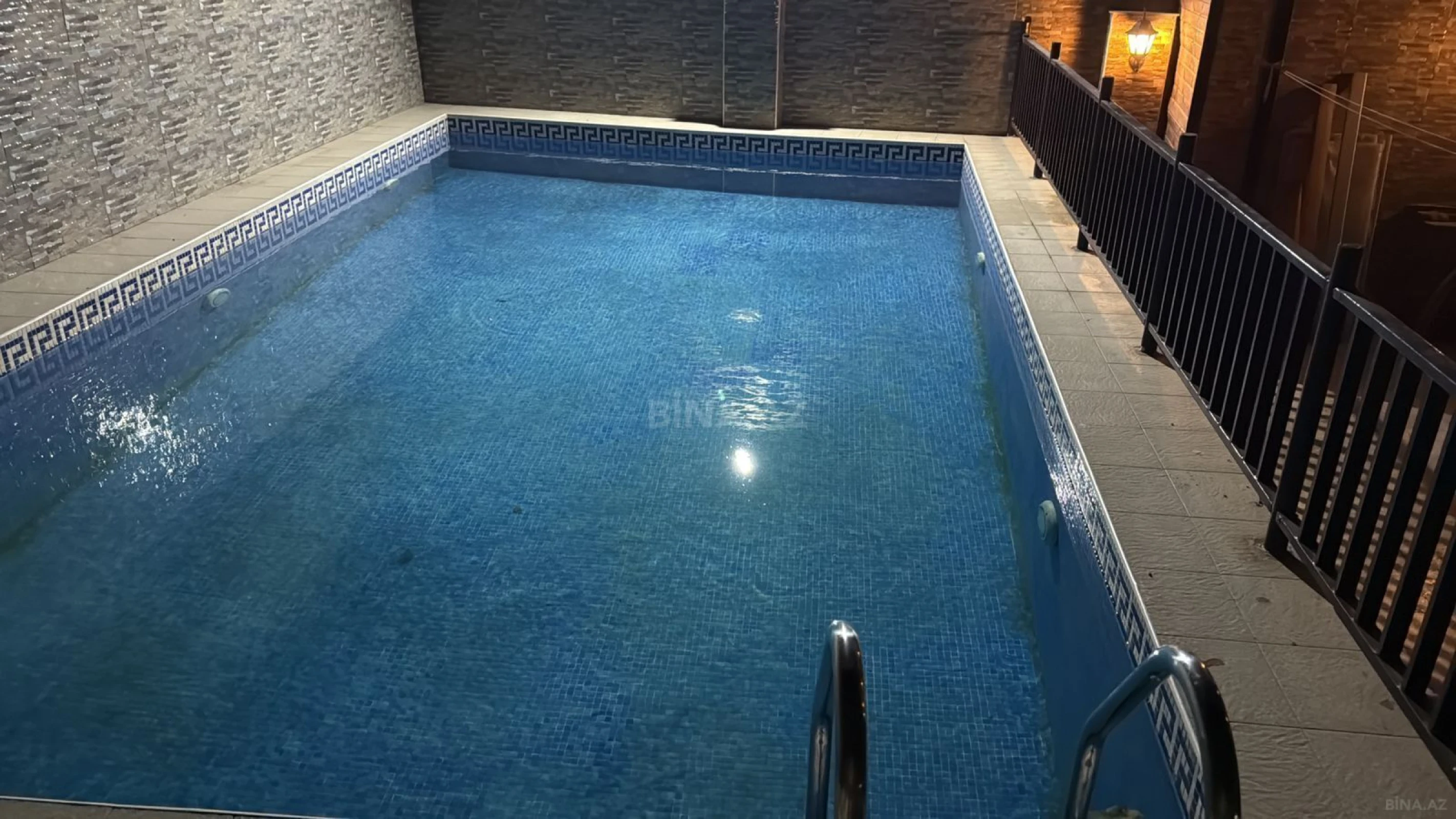 Satılır 4 otaqlı həyət evi 117 m²