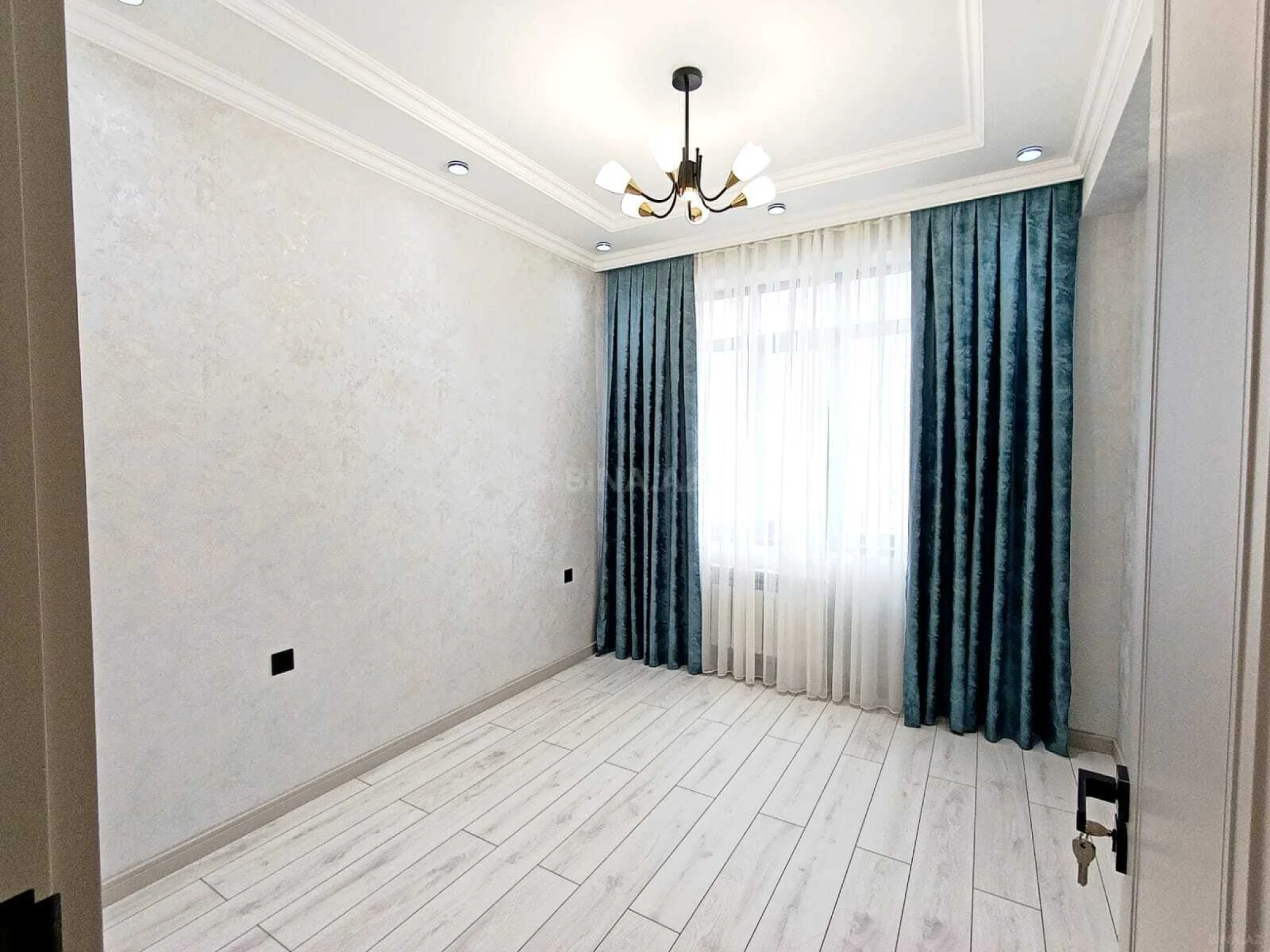 Satılır 2 otaqlı mənzil 63 m²