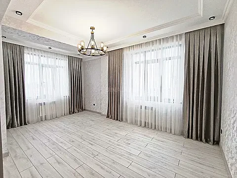 Satılır 2 otaqlı mənzil 63 m²