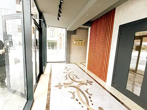 Satılır 2 otaqlı mənzil 63 m²