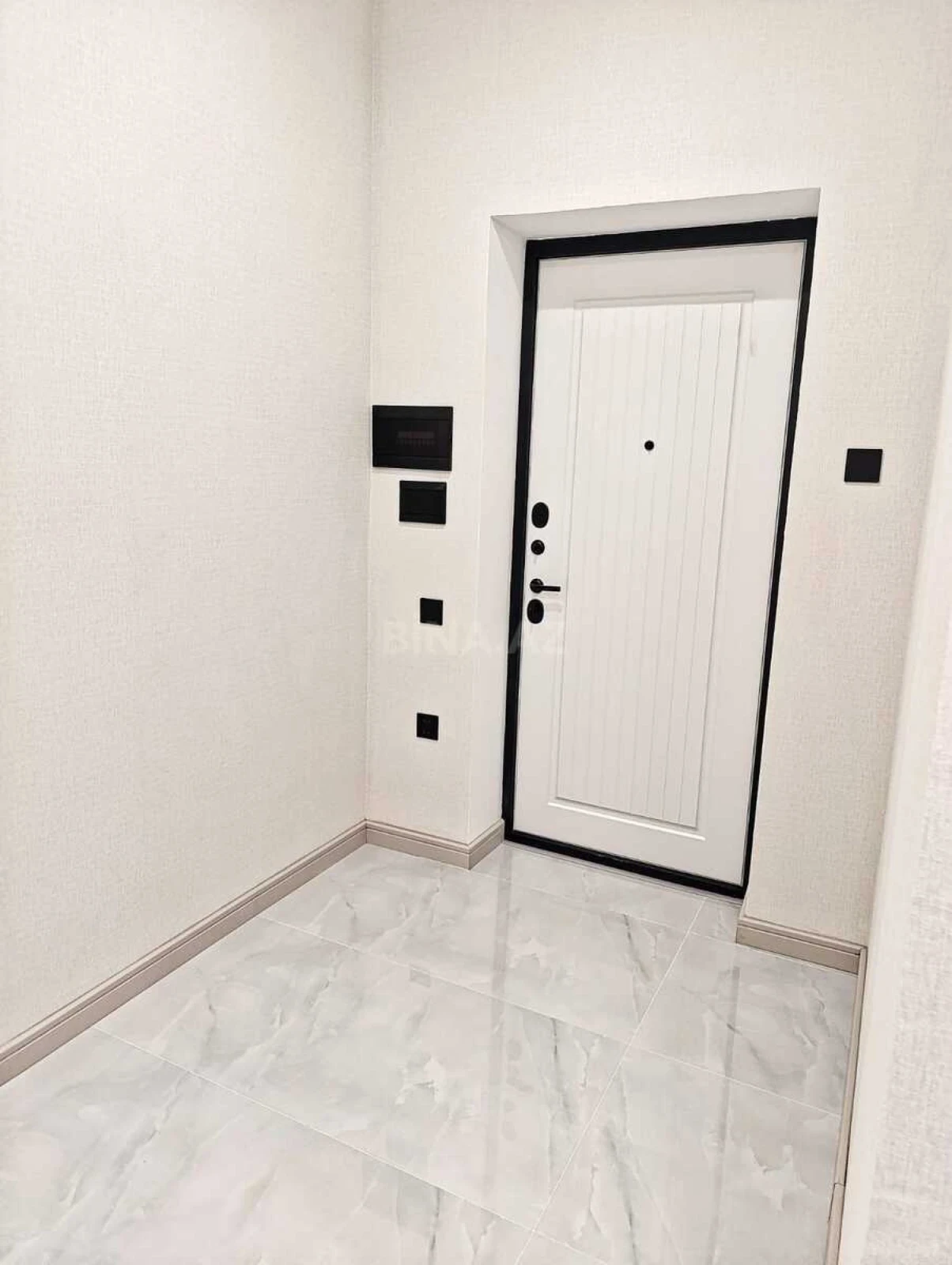 Satılır 2 otaqlı mənzil 63 m²