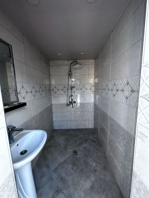 Satılır 3 otaqlı həyət evi 190 m²