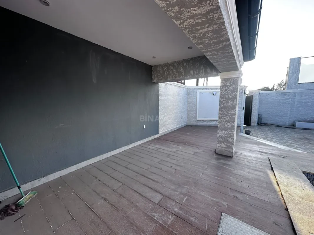 Satılır 3 otaqlı həyət evi 190 m²