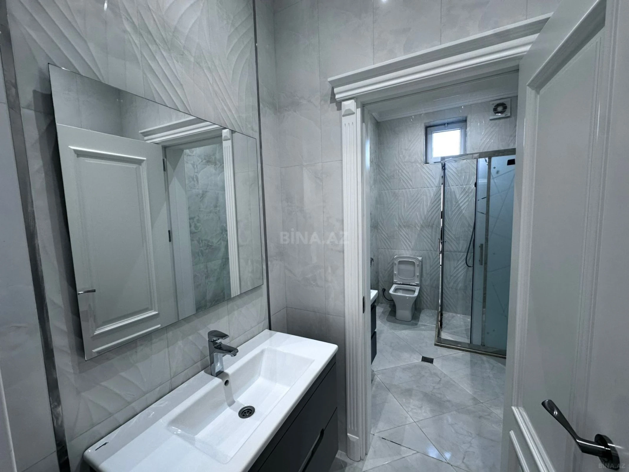 Satılır 3 otaqlı həyət evi 190 m²
