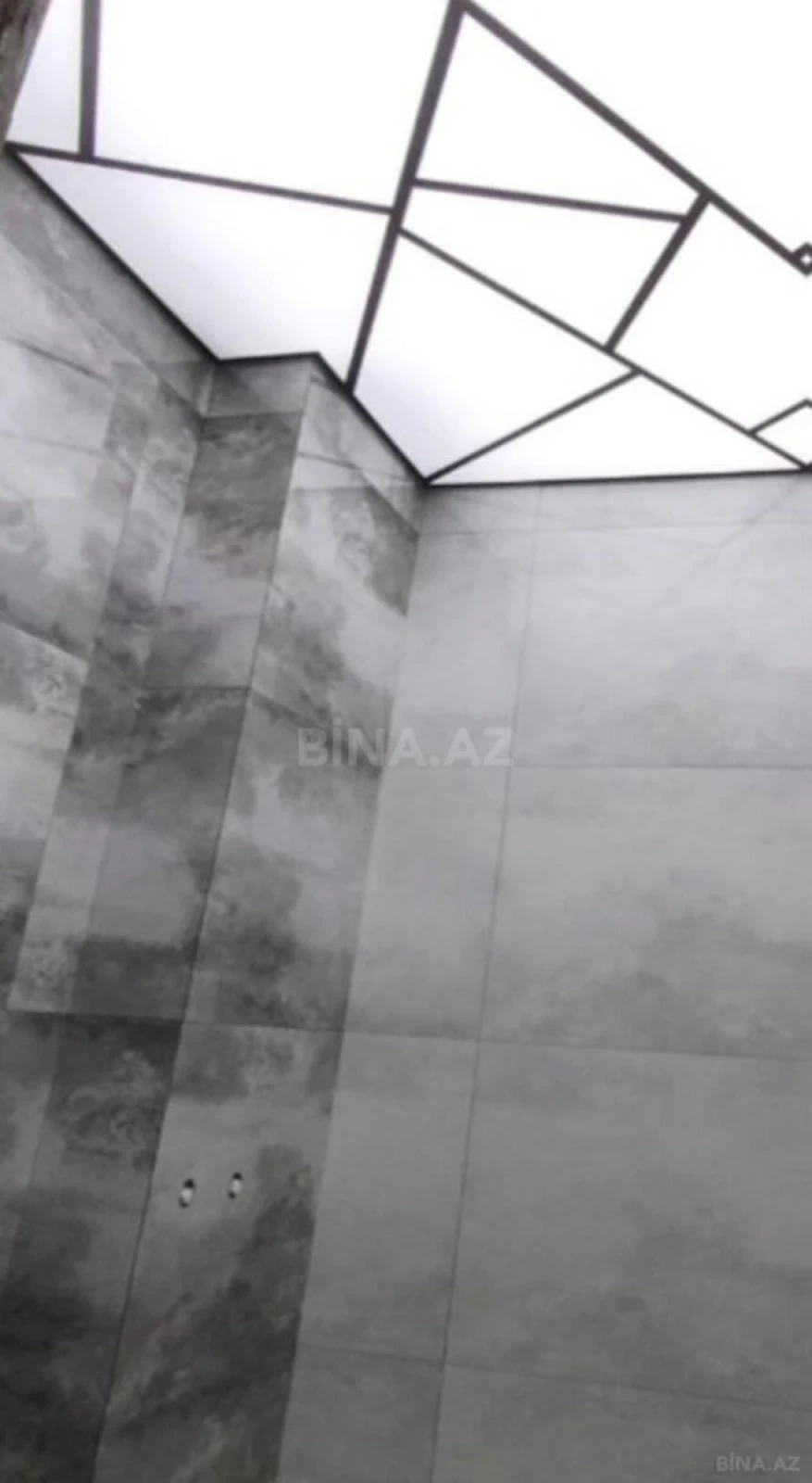 Satılır 3 otaqlı mənzil 117 m²