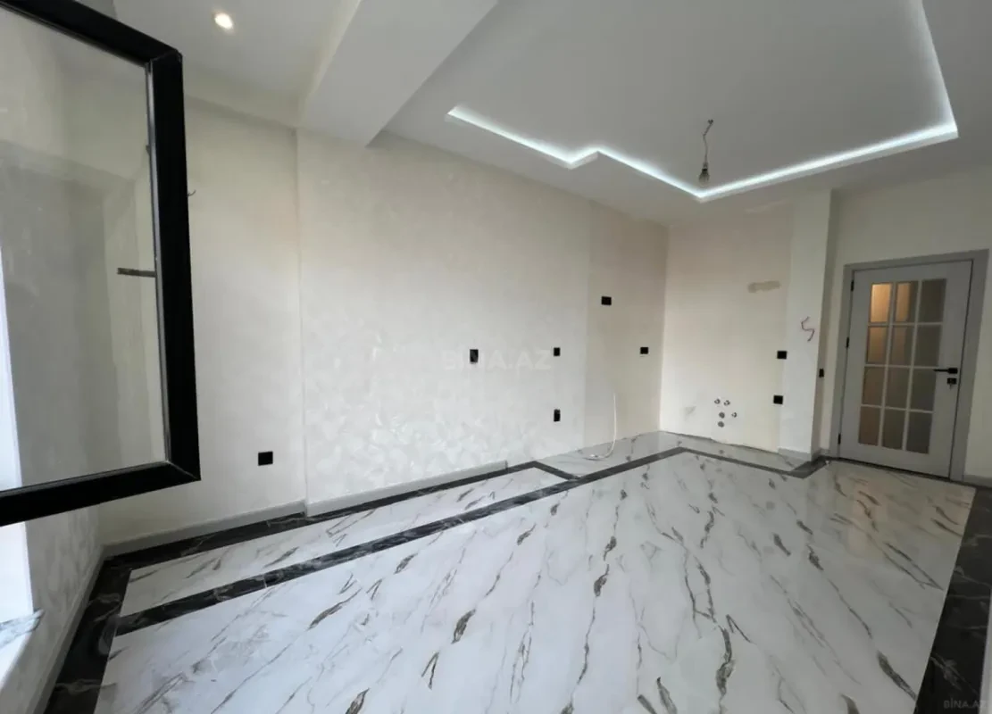 Satılır 3 otaqlı mənzil 117 m²