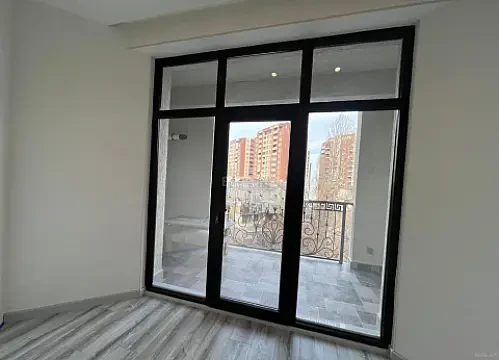 Satılır 3 otaqlı mənzil 117 m²