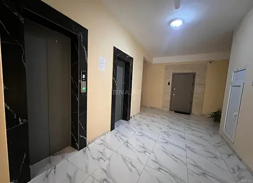 Satılır 3 otaqlı mənzil 117 m²
