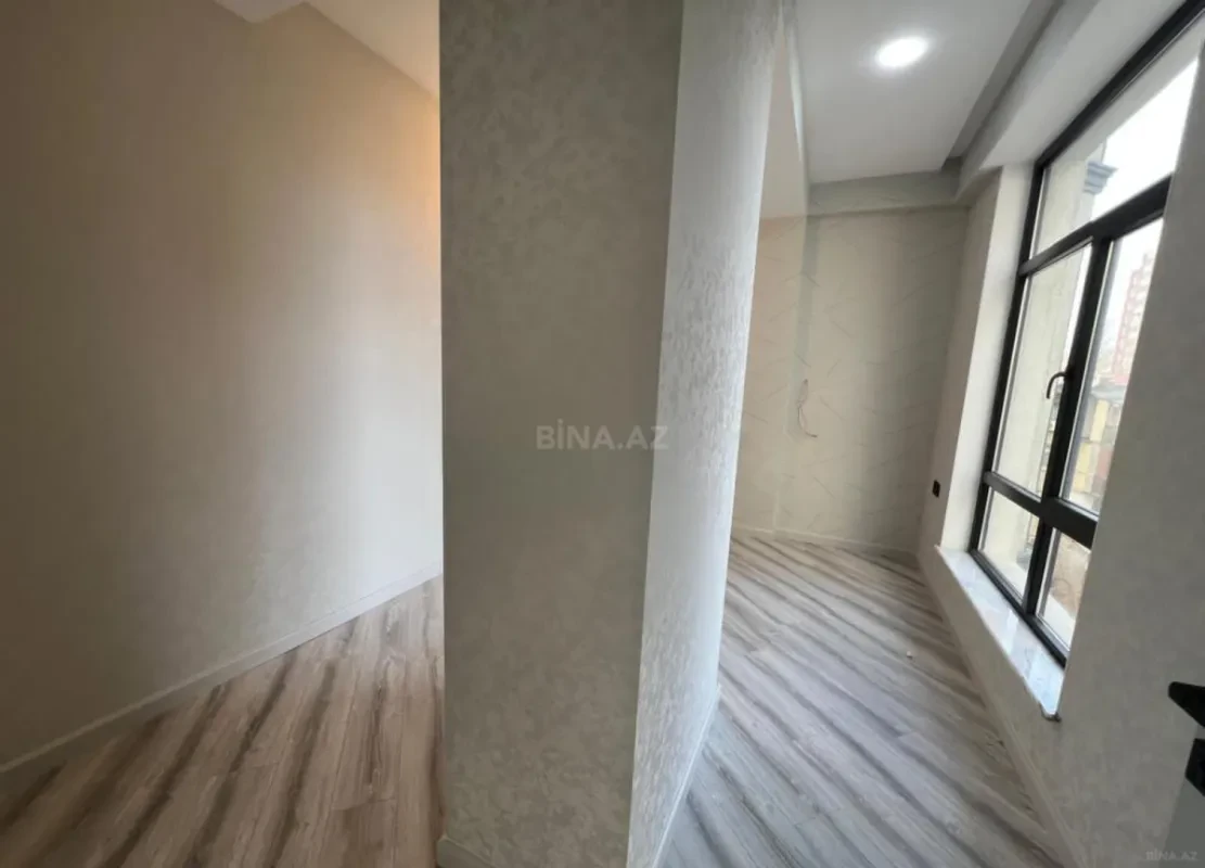Satılır 3 otaqlı mənzil 117 m²