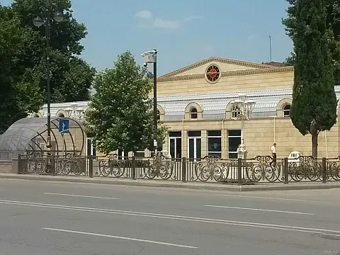 Satılır obyekt 1200 m² — Gəncə 1200.00 m²