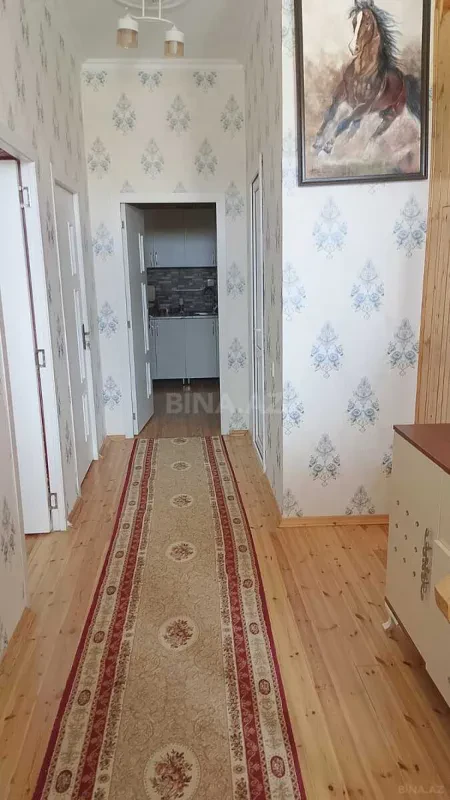 Satılır 6 otaqlı mənzil 140 m²