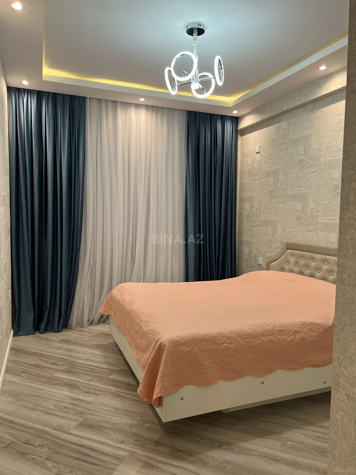 Kirayə verilir 2 otaqlı mənzil 50 m²