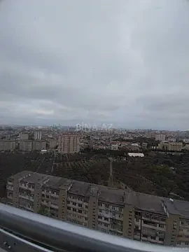 Satılır 4 otaqlı mənzil 175 m²