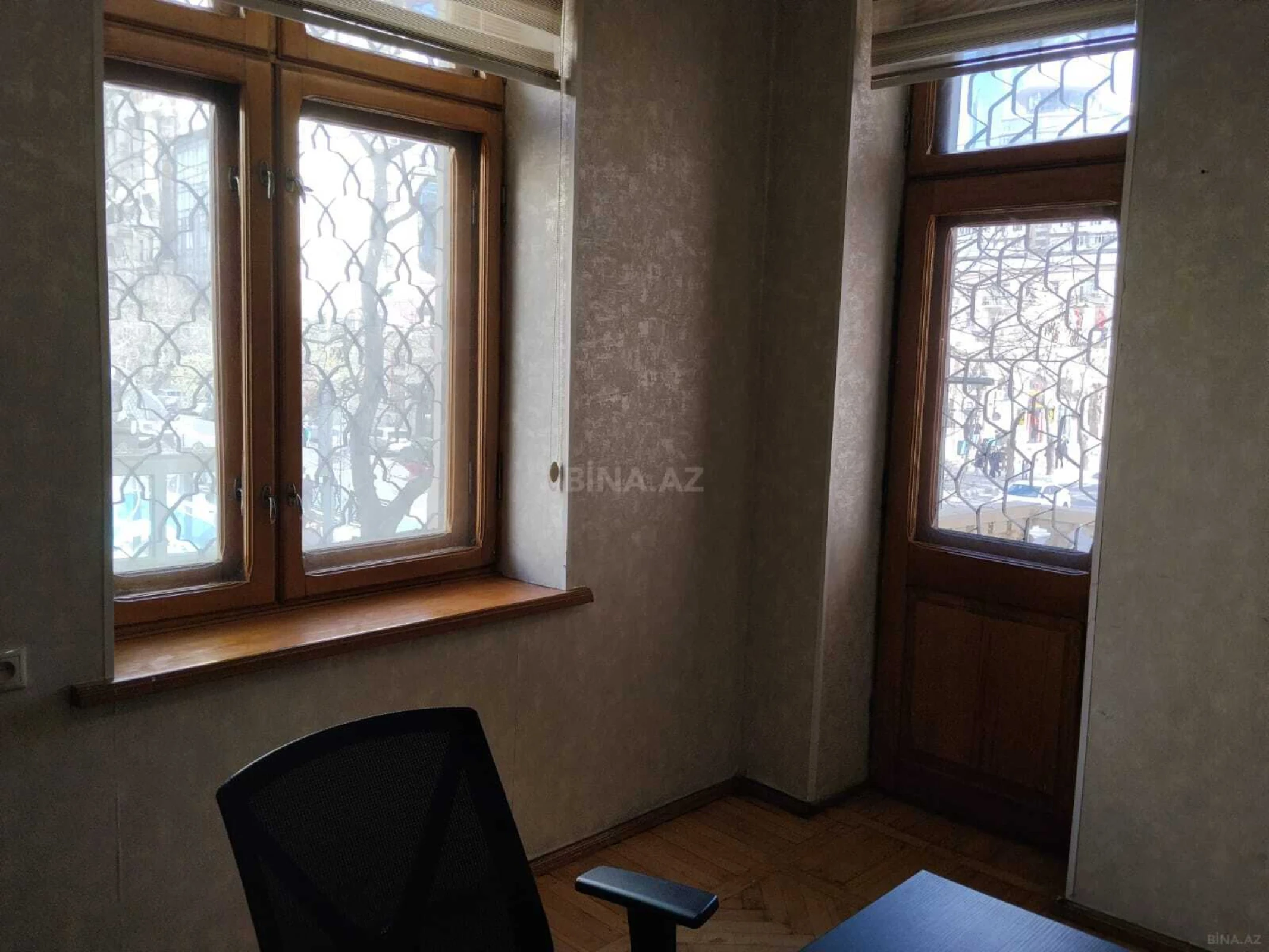 Kirayə verilir 3 otaqlı ofis 85 m²