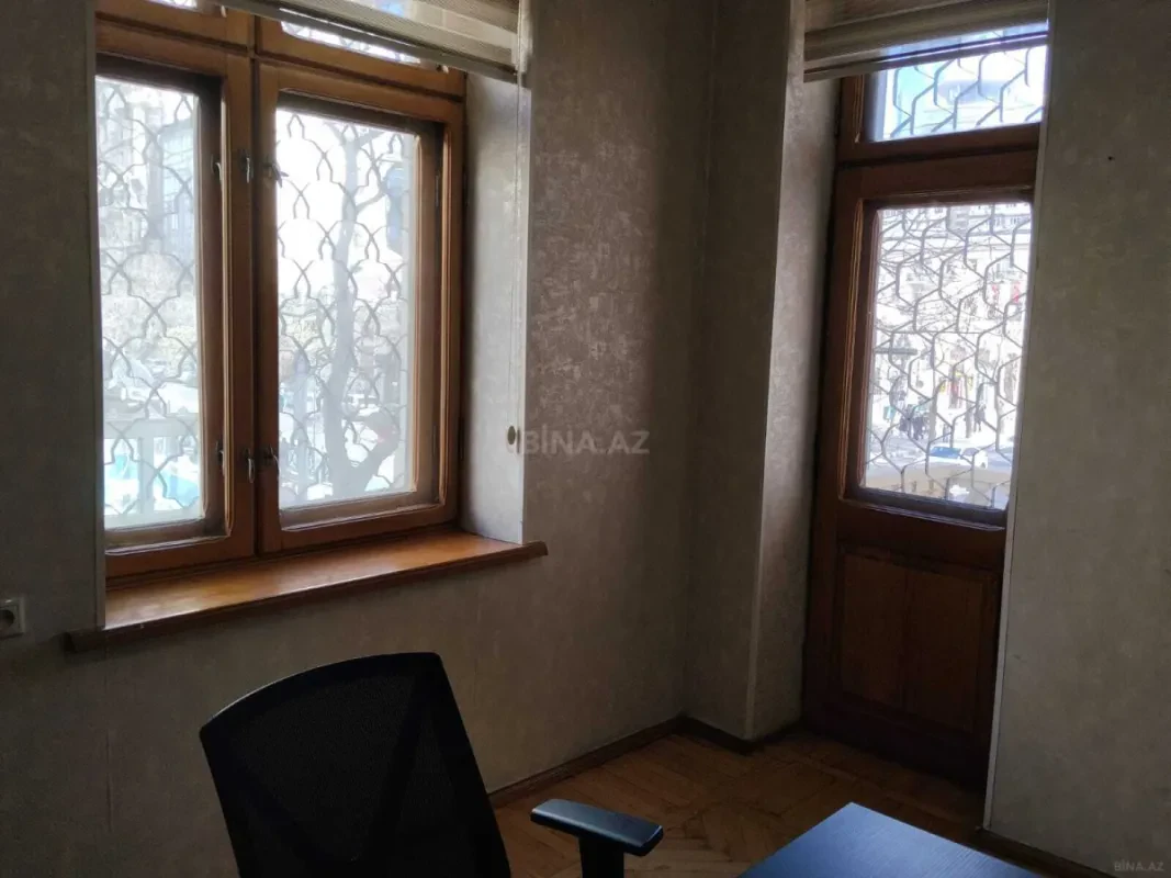 Kirayə verilir 3 otaqlı ofis 85 m²