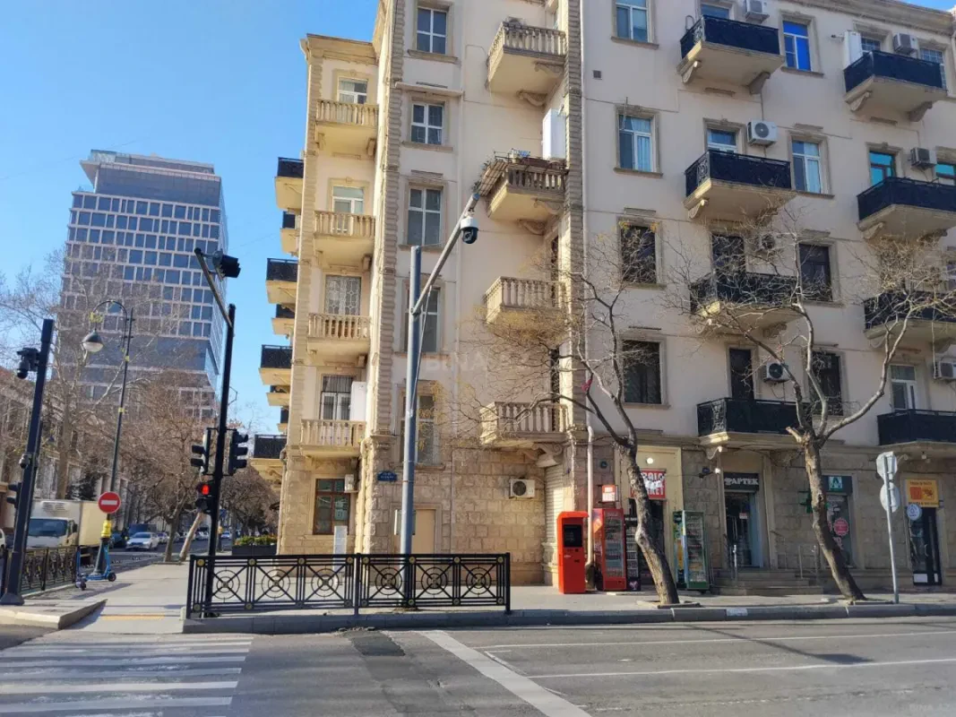 Kirayə verilir 3 otaqlı ofis 85 m²