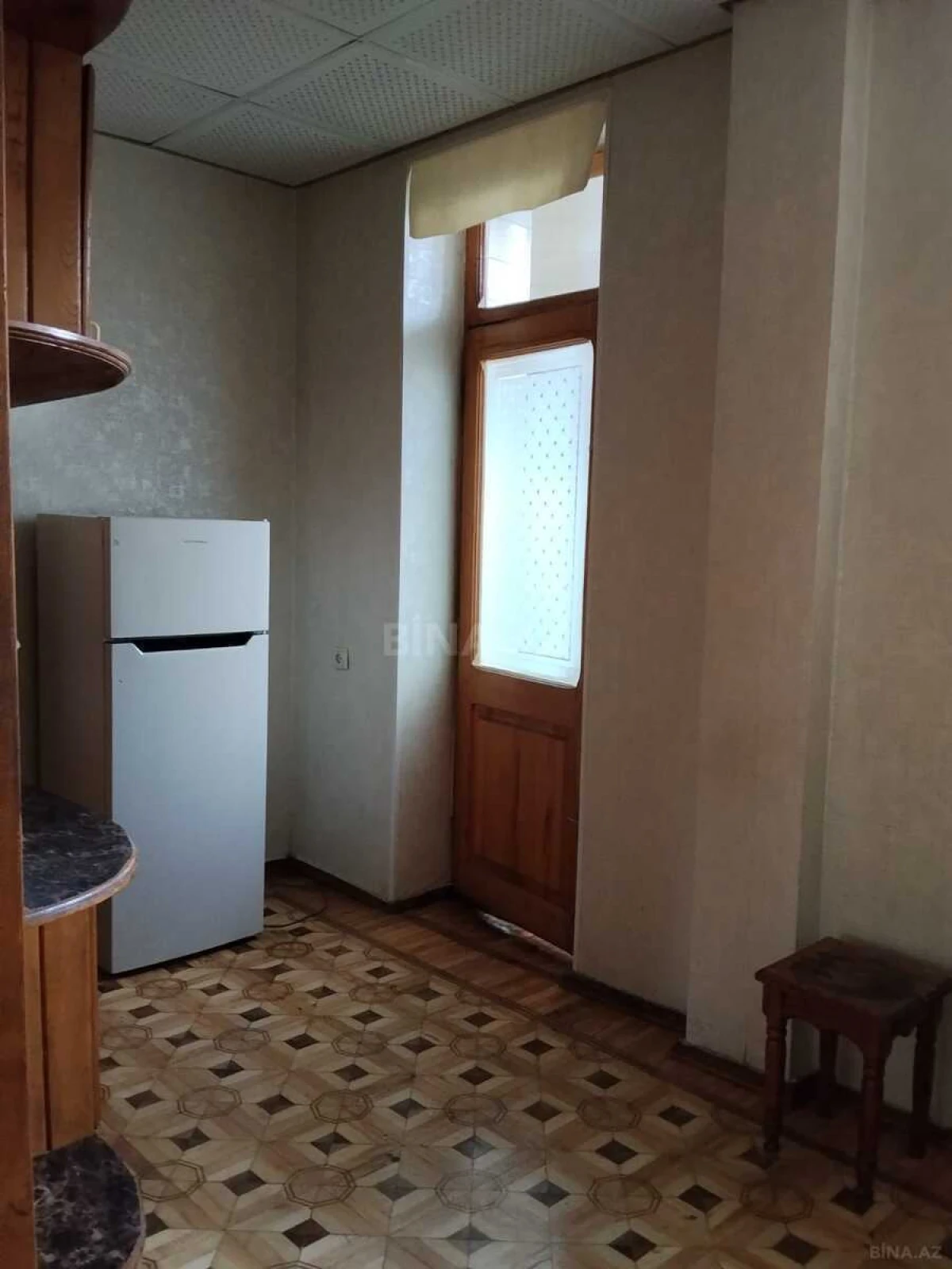 Kirayə verilir 3 otaqlı ofis 85 m²