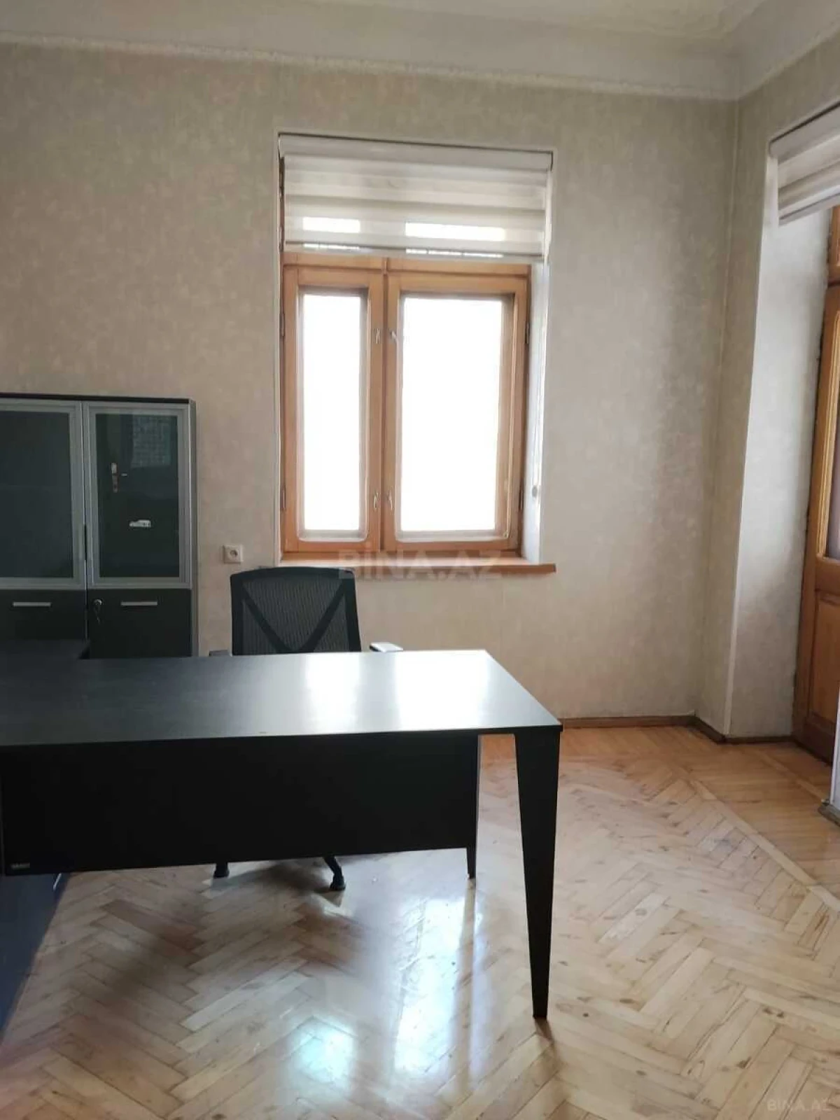 Kirayə verilir 3 otaqlı ofis 85 m²