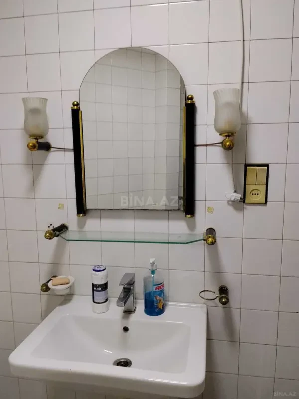 Kirayə verilir 3 otaqlı ofis 85 m²