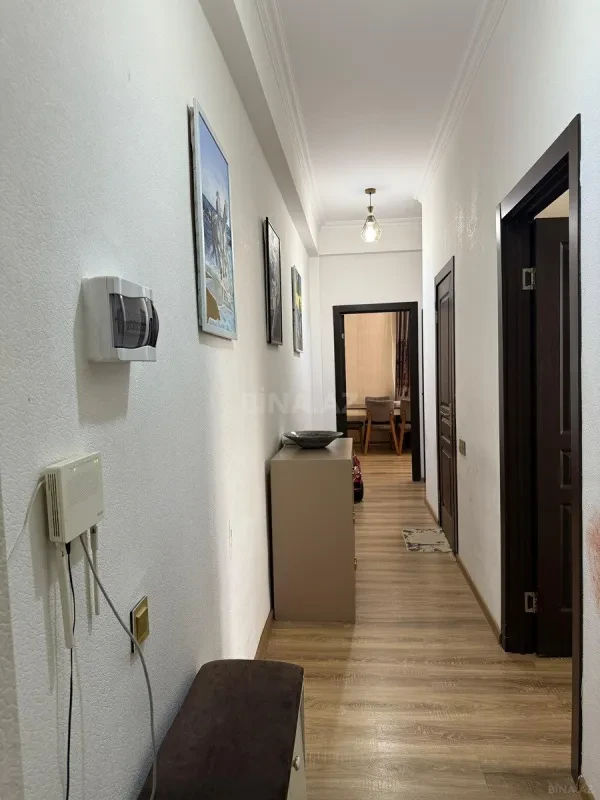 Satılır 2 otaqlı mənzil 68 m²