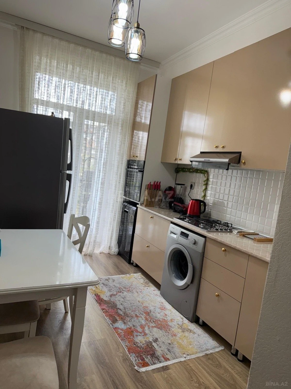 Satılır 2 otaqlı mənzil 68 m²