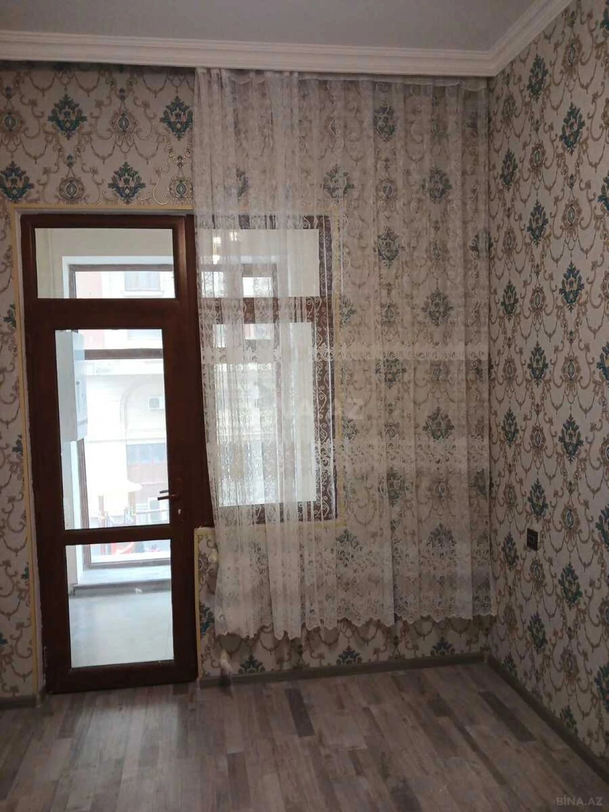 Kirayə verilir 2 otaqlı mənzil 90 m²