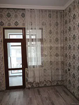 Kirayə verilir 2 otaqlı mənzil 90 m²