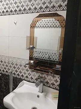 Kirayə verilir 2 otaqlı mənzil 90 m²