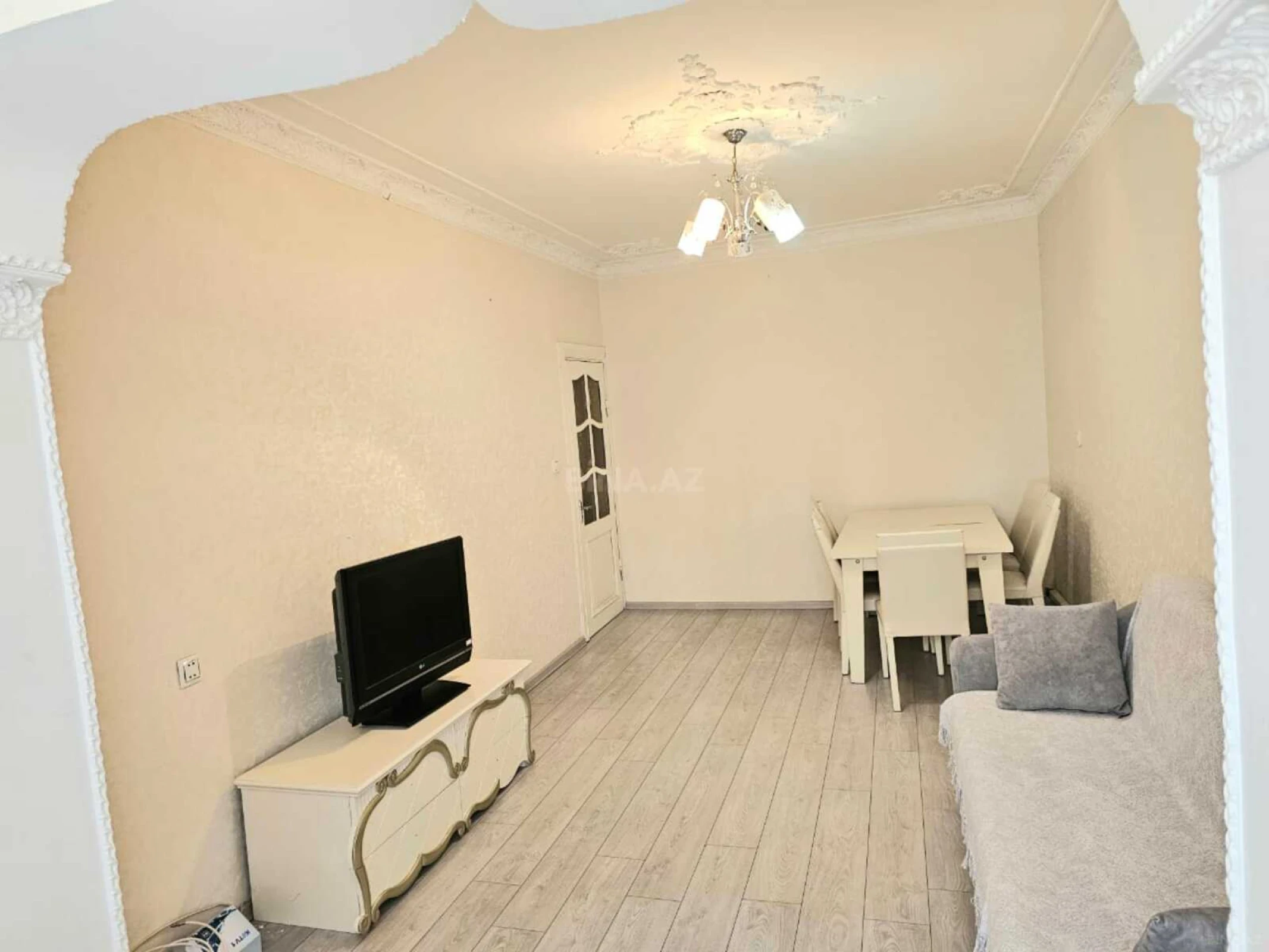 Kirayə verilir 3 otaqlı mənzil 77 m²