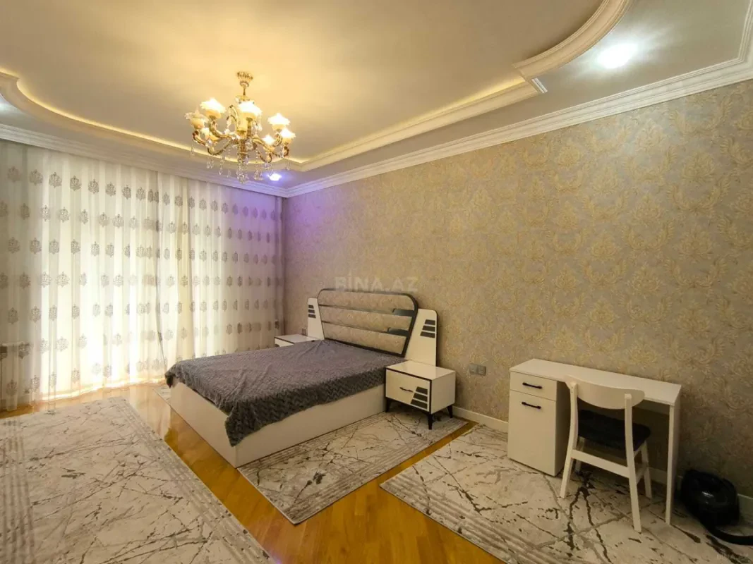 Kirayə verilir 2 otaqlı mənzil 96 m²