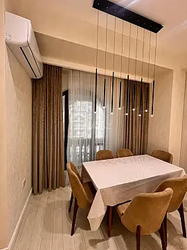 Satılır 3 otaqlı mənzil 109 m²