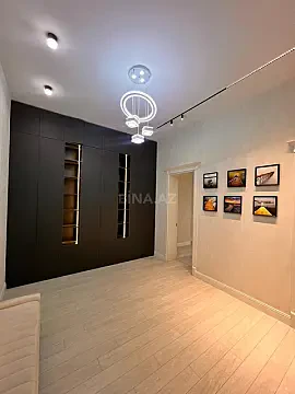 Satılır 3 otaqlı mənzil 109 m²