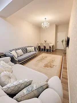 Satılır 2 otaqlı mənzil 78 m²