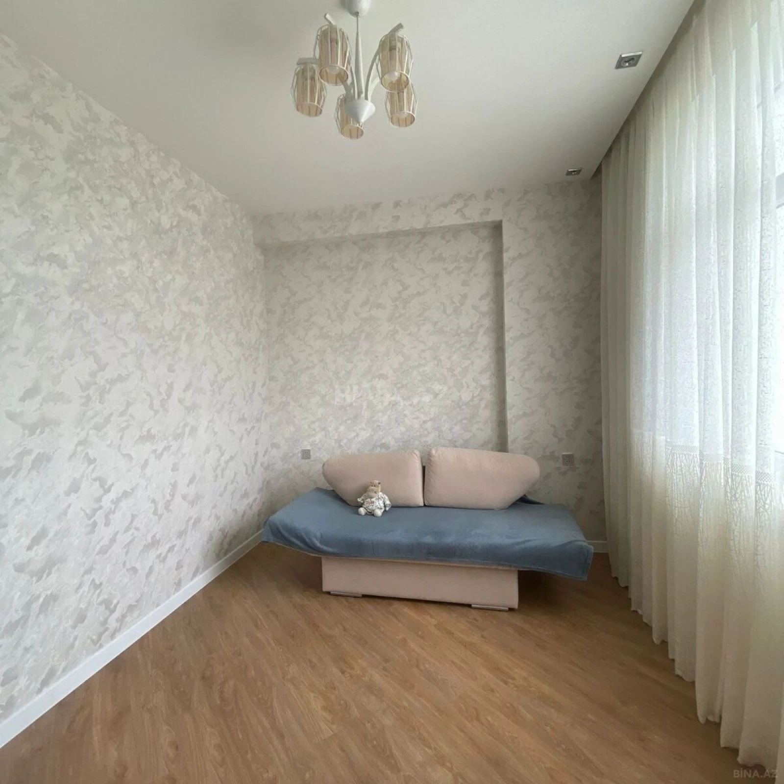 Satılır 2 otaqlı mənzil 54 m²