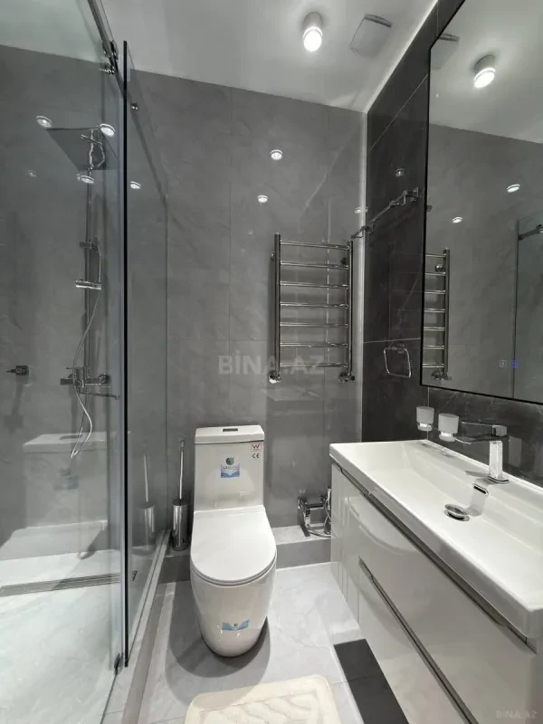 Kirayə verilir 3 otaqlı mənzil 130 m²
