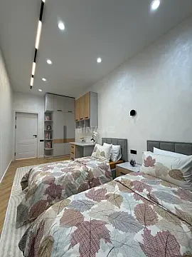 Kirayə verilir 3 otaqlı mənzil 130 m²