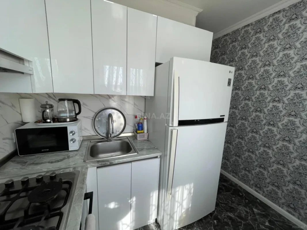 Satılır 2 otaqlı mənzil 60 m²