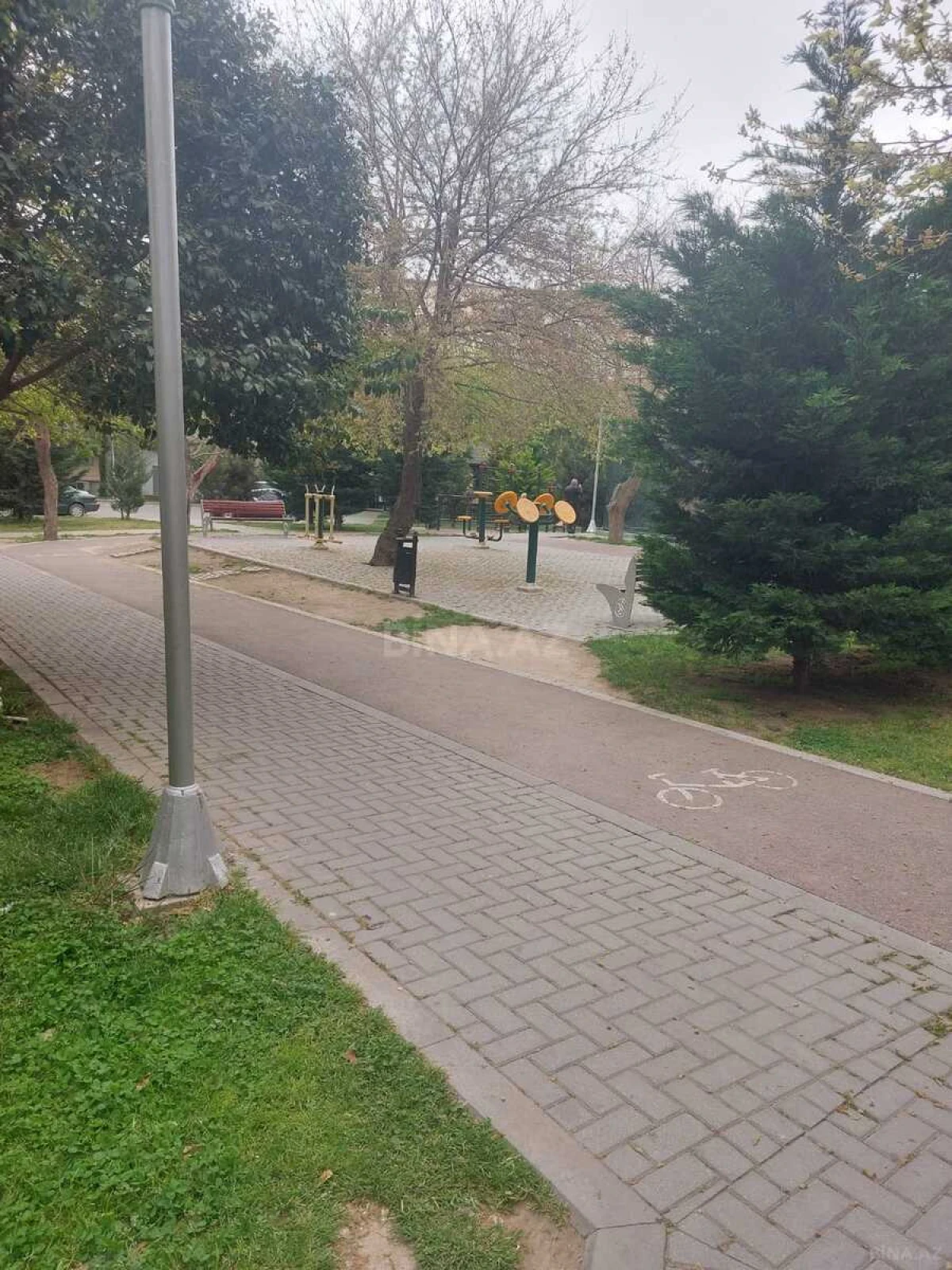 Satılır 2 otaqlı mənzil 43.5 m²