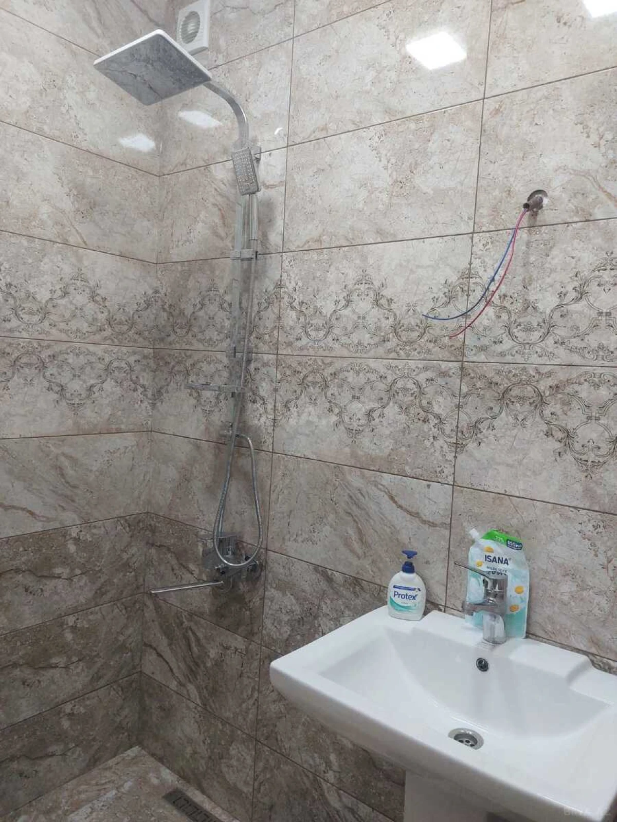 Satılır 2 otaqlı mənzil 43.5 m²