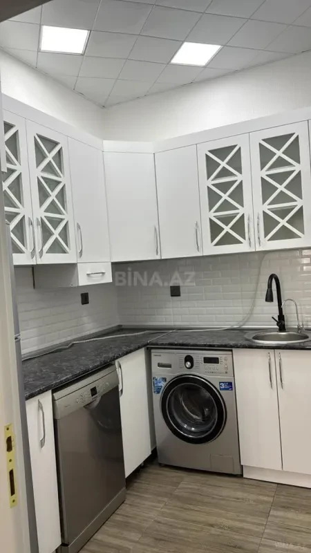 Kirayə verilir 3 otaqlı mənzil 97 m²