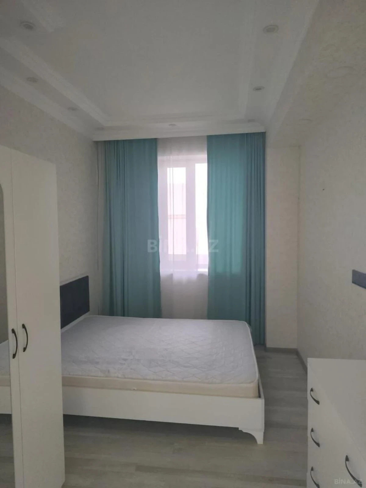 Kirayə verilir 3 otaqlı mənzil 97 m²