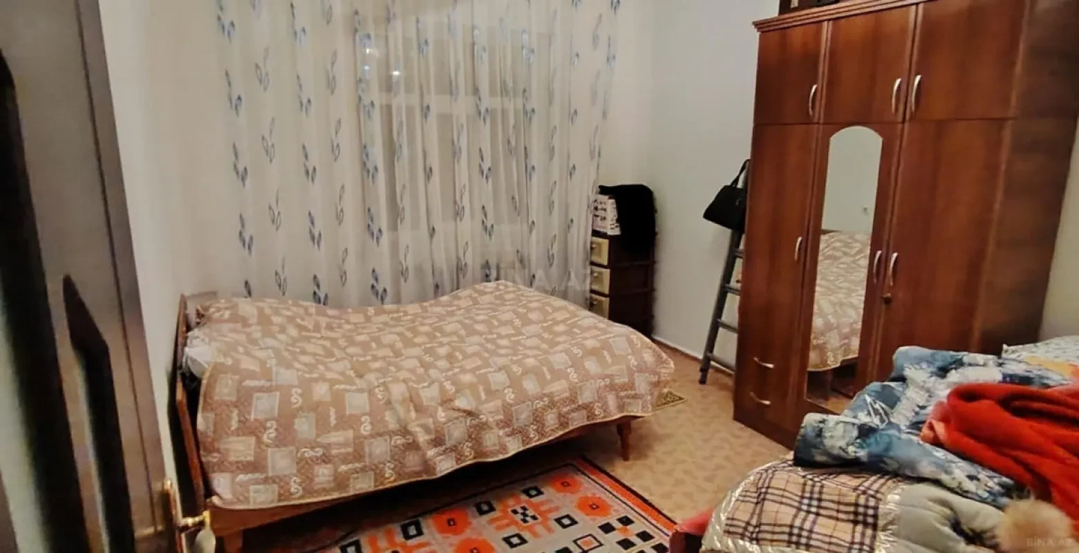 Satılır 2 otaqlı mənzil 60 m²